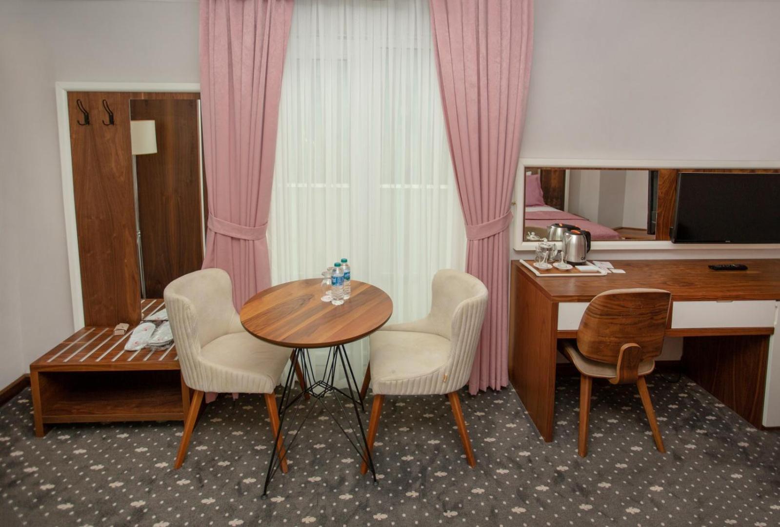 Jolnar Garden Hotel Macka エクステリア 写真